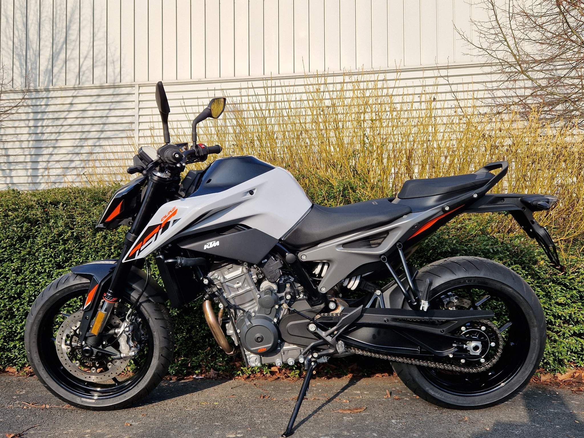 2024 KTM 790 Duke (A2)
